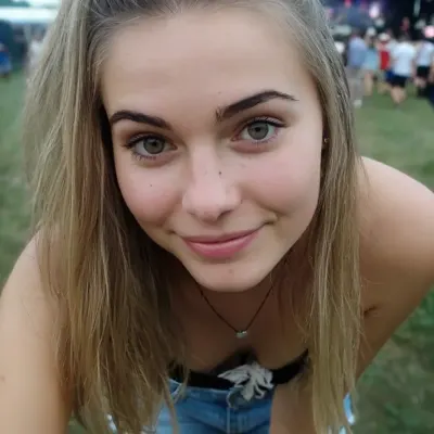 Алиса, 21