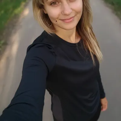 Милана, 26