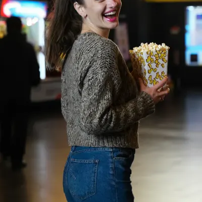 Камилла, 30