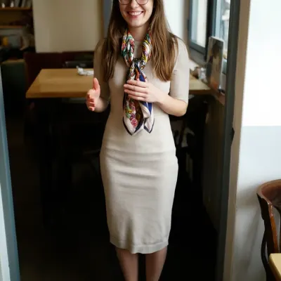 Анжела, 33
